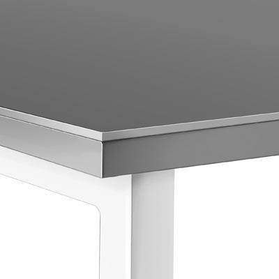 21 mm thick plywood coated with 6 mm metal sheet