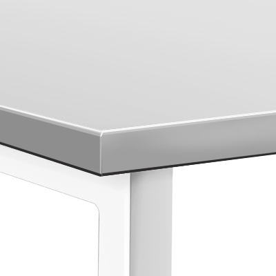 21 mm thick plywood coated with 6 mm shock-resistant plastic